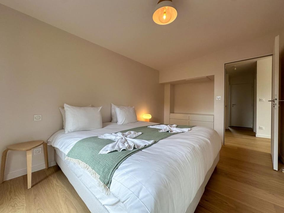 Le Spot - Bain Nordique – Vue Cathédrale Bed and Breakfast in Chartres