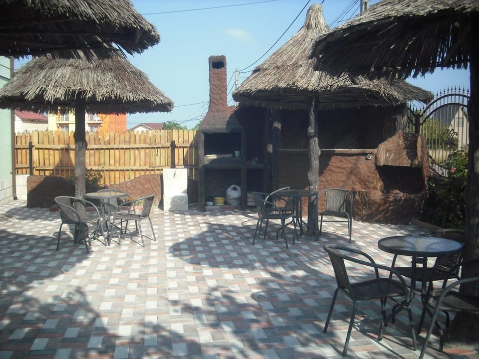 BBQ facilities, Balcony/Terrace