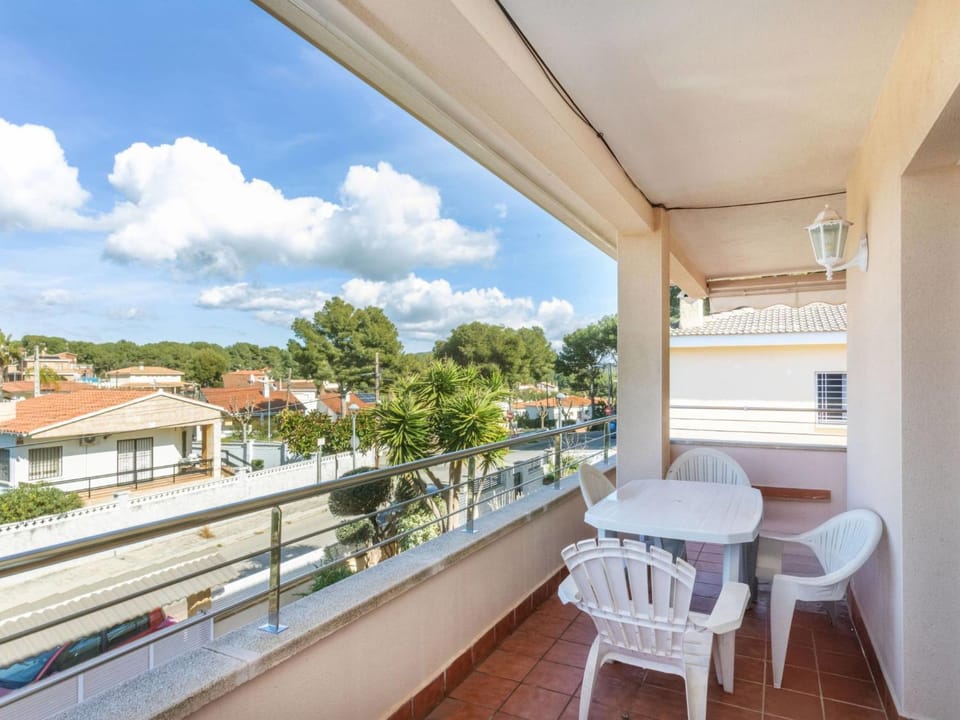 Holiday Home Refuge de la Mer by Interhome House in Baix Penedès