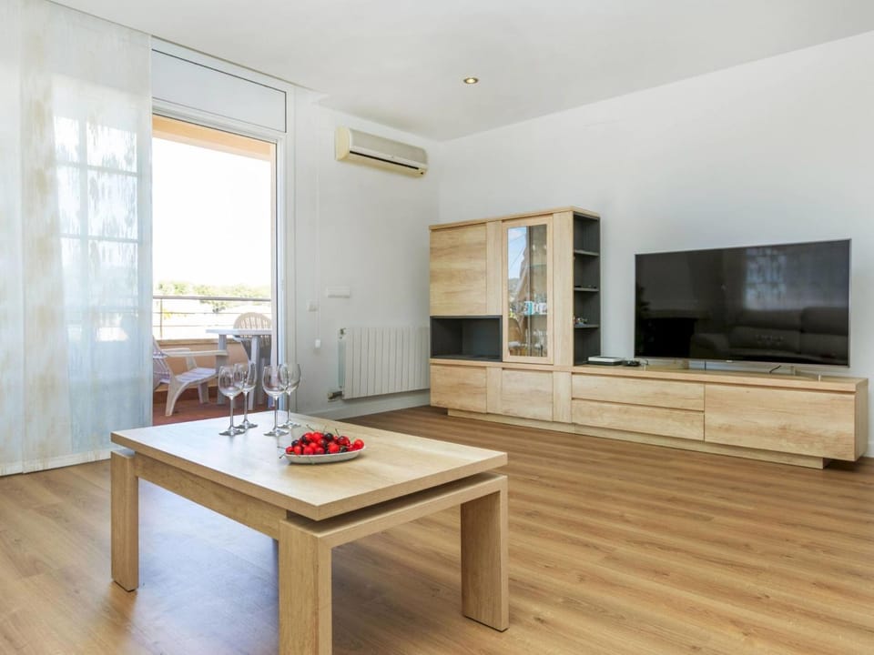 Holiday Home Refuge de la Mer by Interhome House in Baix Penedès