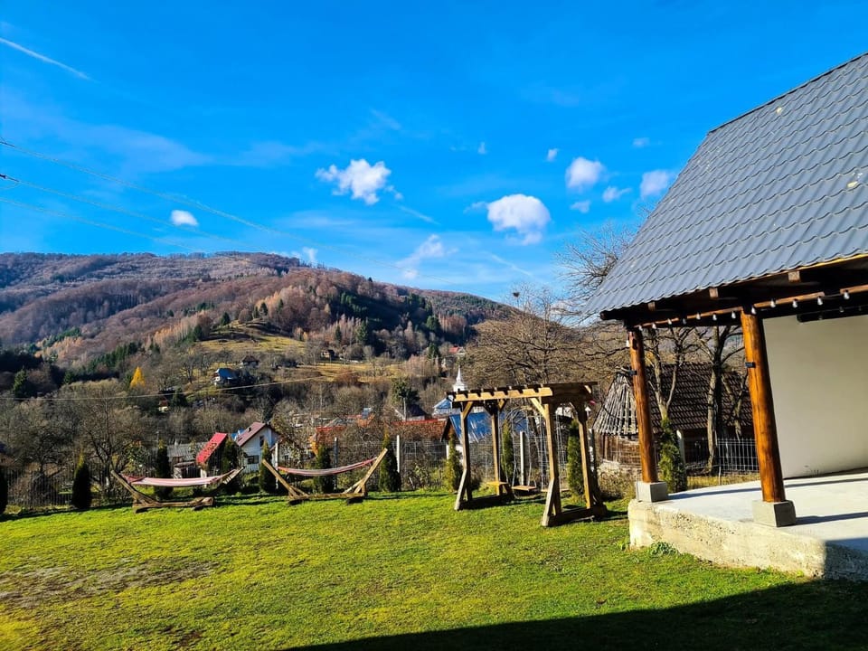 A frame Ina și Cristi House in Romania