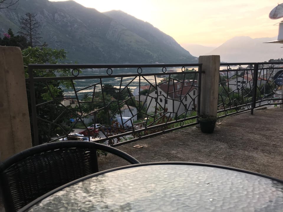 Balcony/Terrace, City view, Garden view, Mountain view, Sea view, Street view