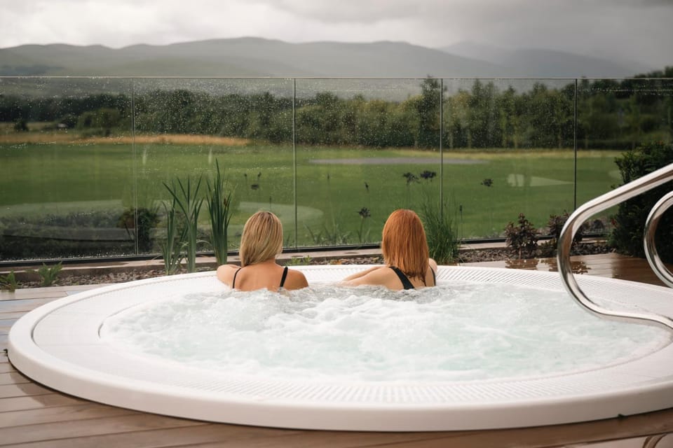 Hot Tub, Spa and wellness centre/facilities