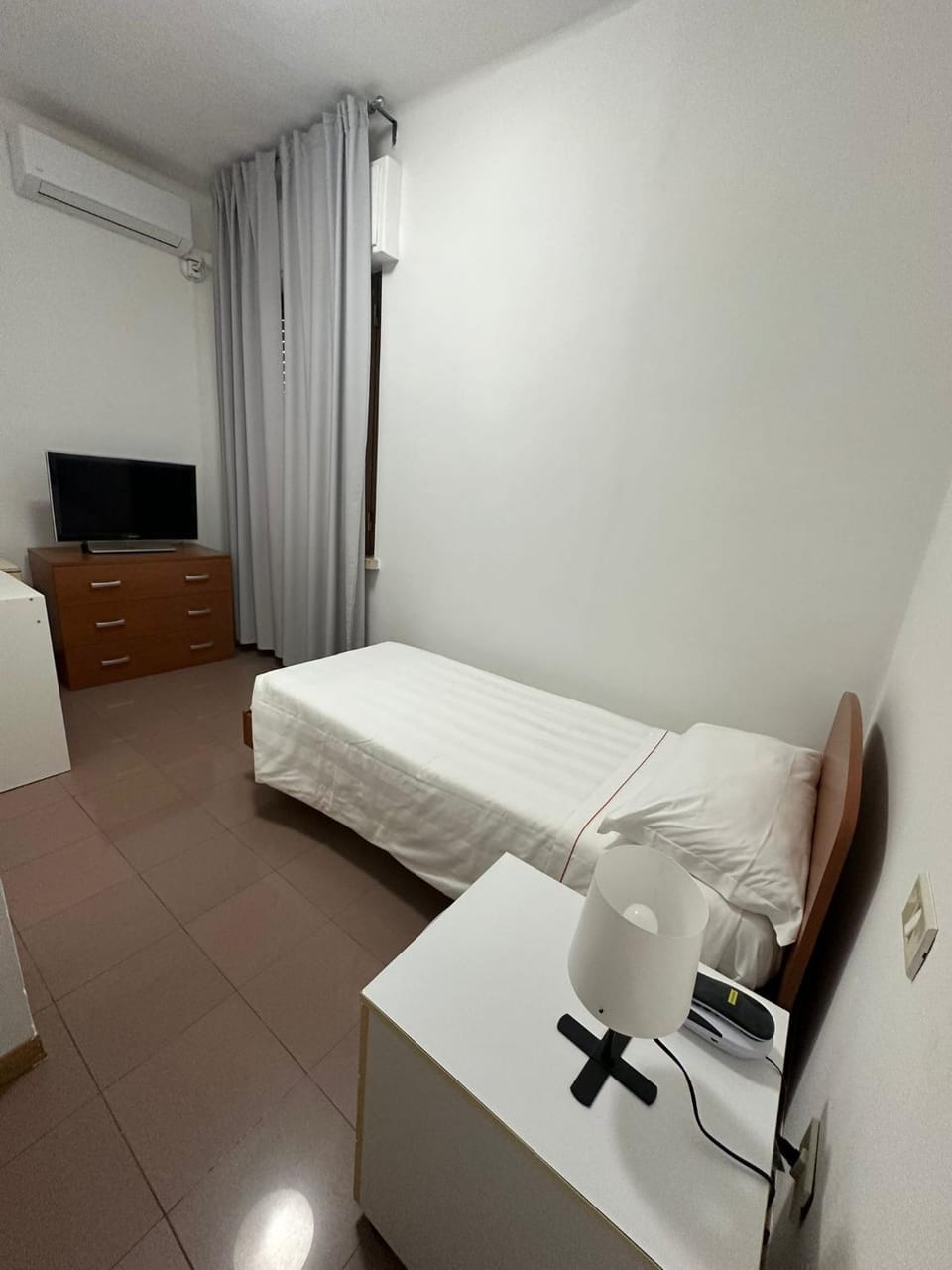 Hotel la Marinella Capsule hotel in Marche