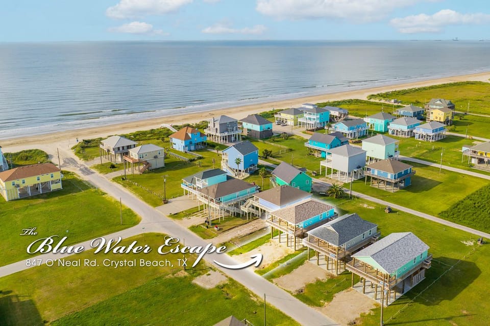 Property building, Day, Bird's eye view, Beach, Text overlay, Location