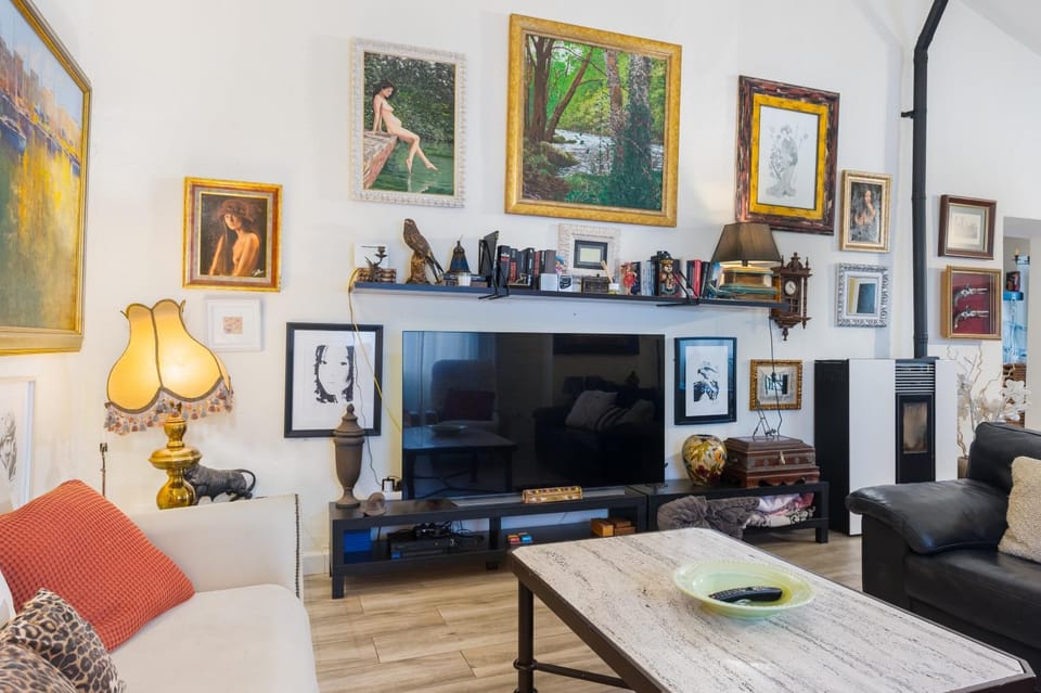 Property building, Living room