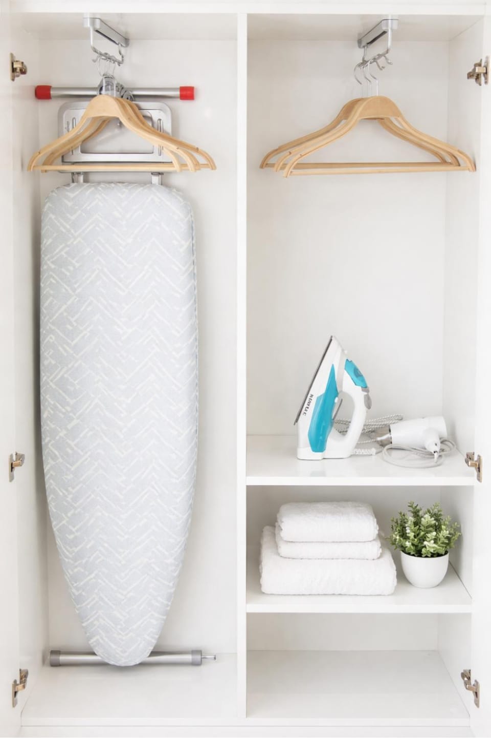 furniture, towels, wardrobe