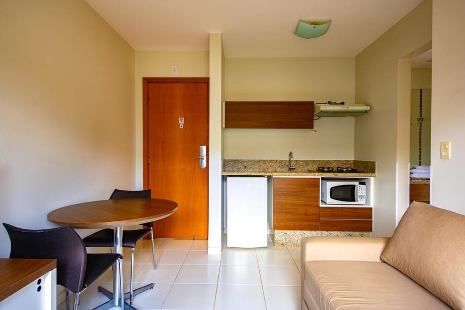 Living room, microwave, minibar