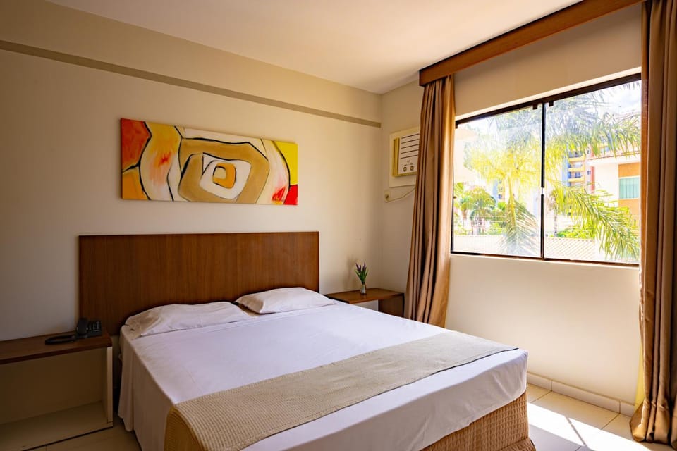 Bed, air conditioner