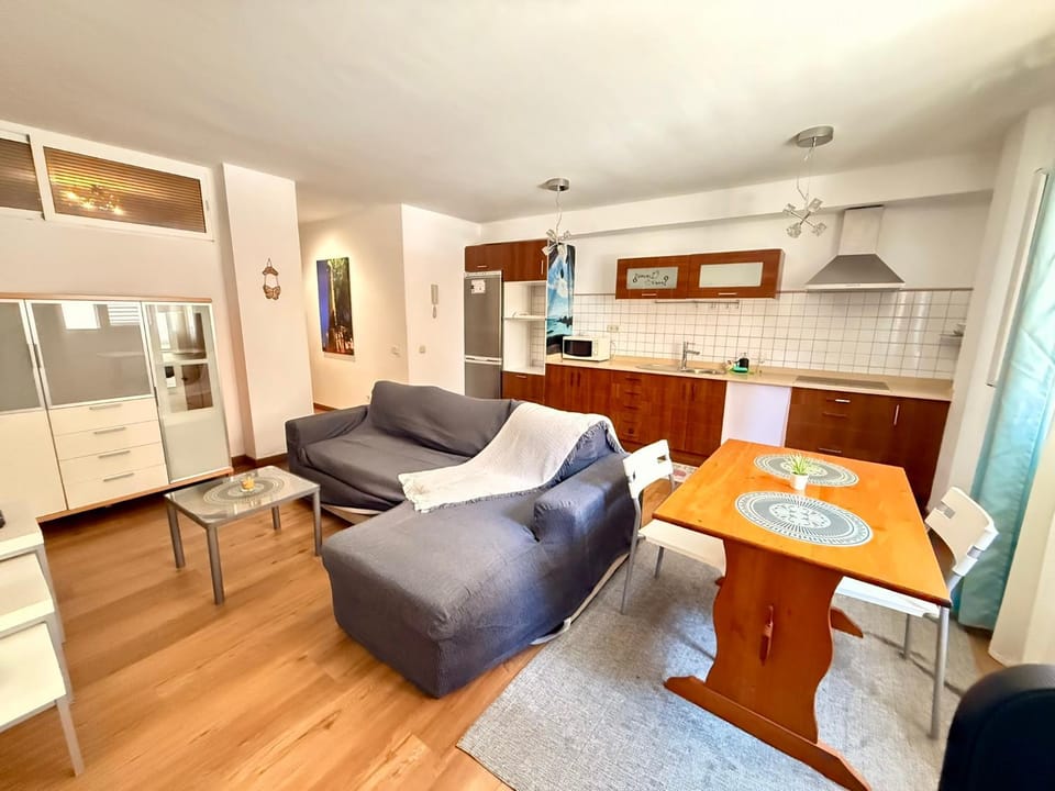 Kitchen or kitchenette, Living room, Dining area