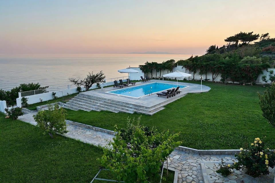 Grand Villa Maronia Villa in Decentralized Administration of Macedonia and Thrace