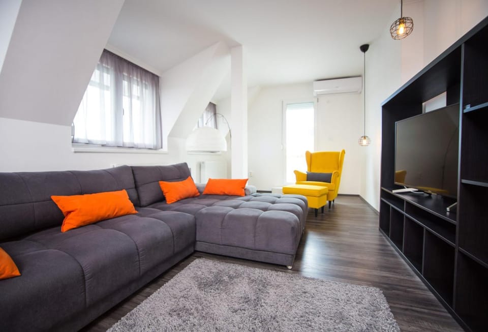 Villa Sole Apartman Balatonboglár Apartment hotel in Hungary