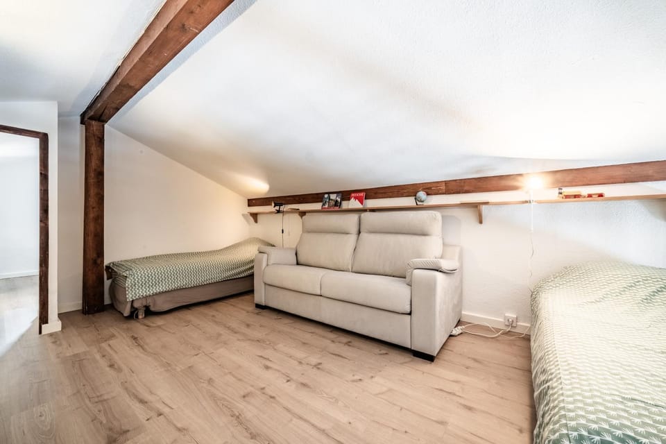 Property building, Living room