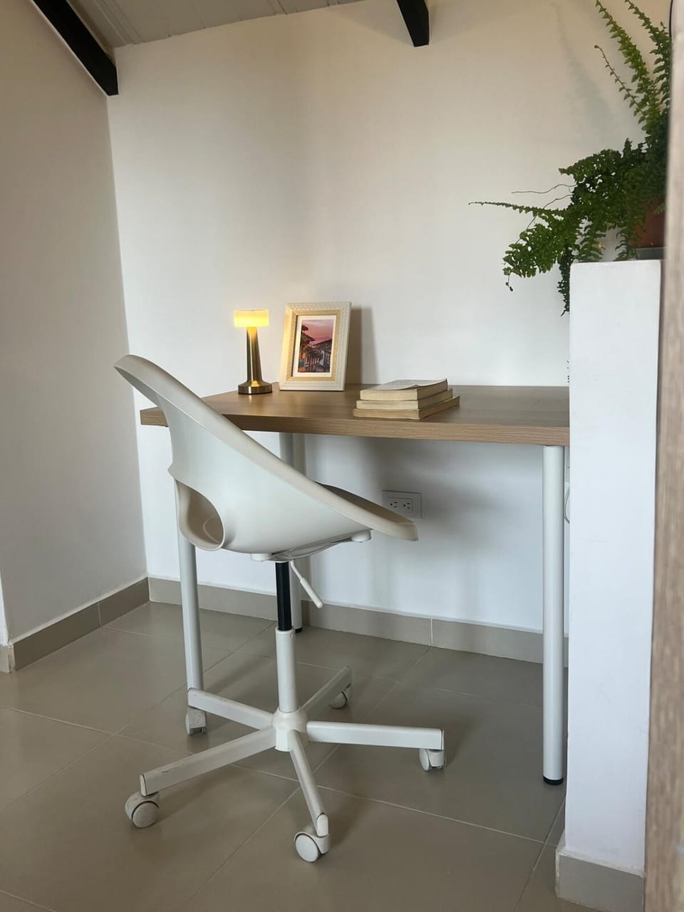 Un apartamento cálido y céntrico rodeado de jardines Apartment in Guatapé