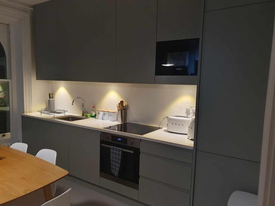 Charming Apartment Steps Away From Islington Apartment in London Borough of Islington