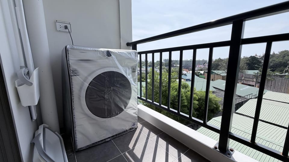 Day, View (from property/room), Balcony/Terrace, washing machine, dryer