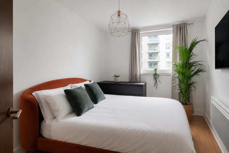 Riverside Apartments by River Thames, in Central London Apartment in City of Westminster