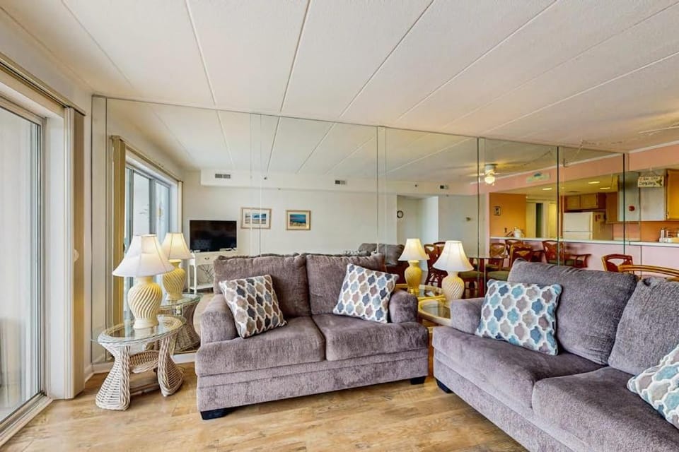 Triton's Trumpet C 303 House in Ocean City