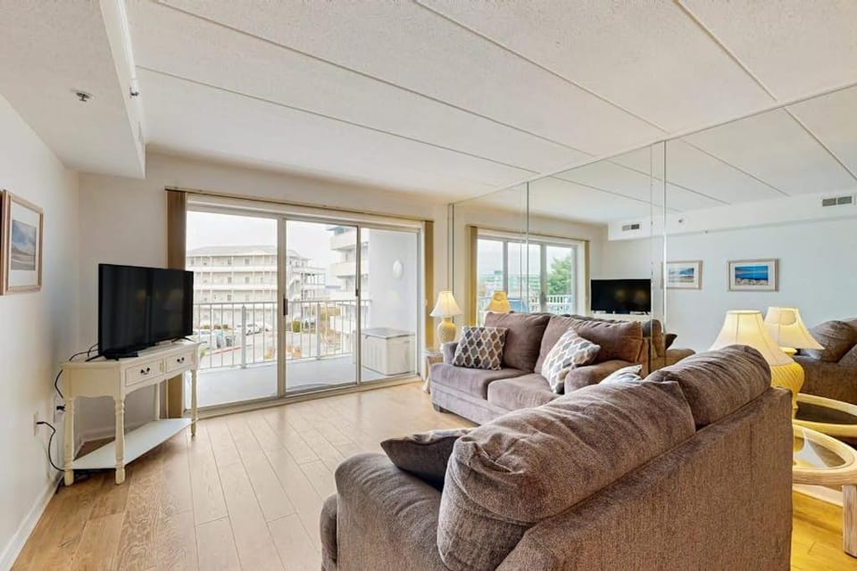 Triton's Trumpet C 303 House in Ocean City