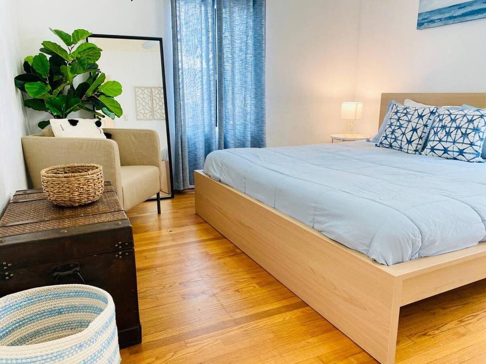 Bed, Beach, Bedroom
