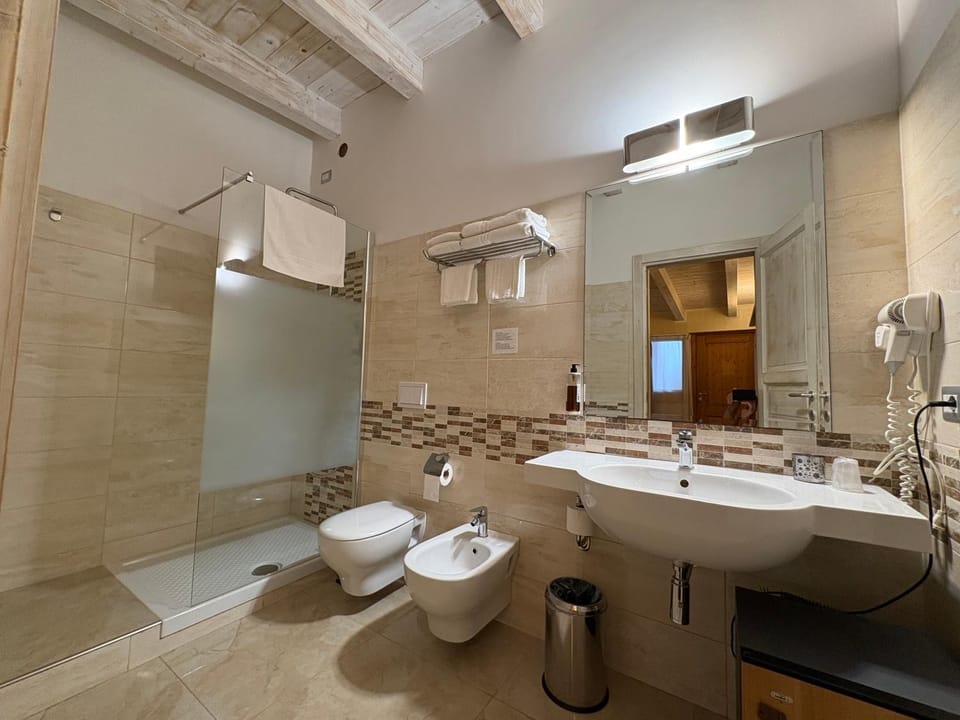 House Sun Garden Bed and Breakfast in Civitavecchia