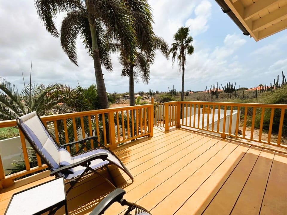 Paradera Palms 2 Bedroom Apartment in Oranjestad
