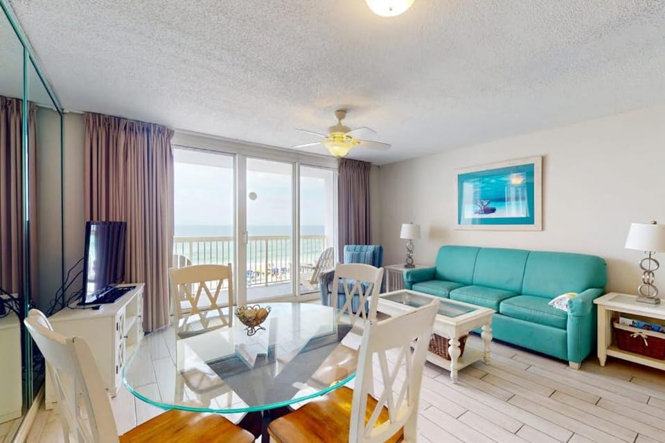 Pelican Beach Resort 502 House in Destin