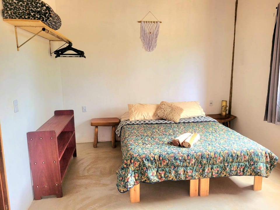 Refúgio do Boto, casa nova em meio a natureza rústica House in State of Goiás