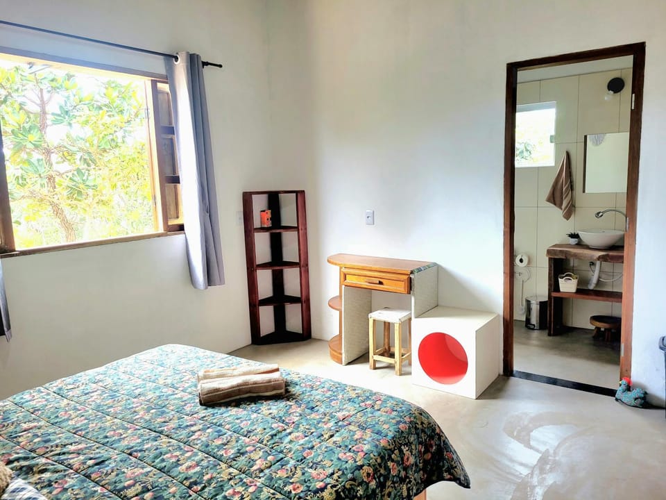 Refúgio do Boto, casa nova em meio a natureza rústica House in State of Goiás
