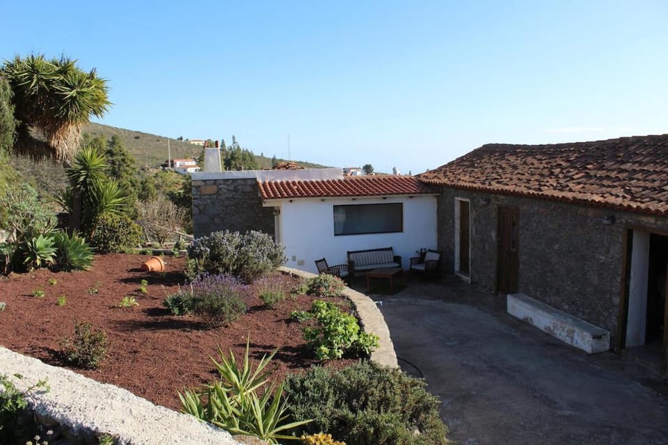 Casa Rural Refugio del Silencio, Adeje, Wi-Fi Chalet in Abona
