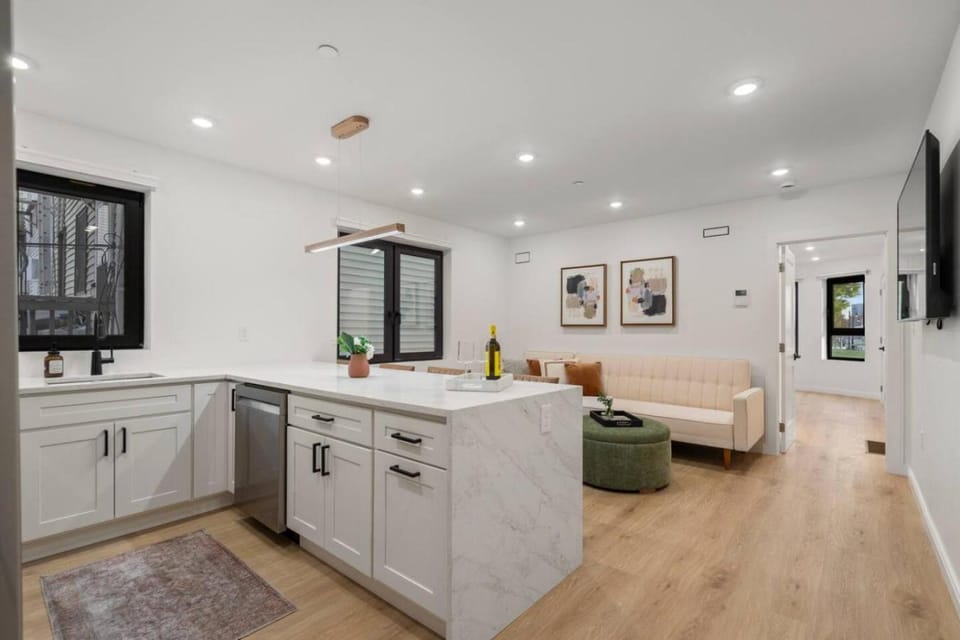 Living room, kitchen