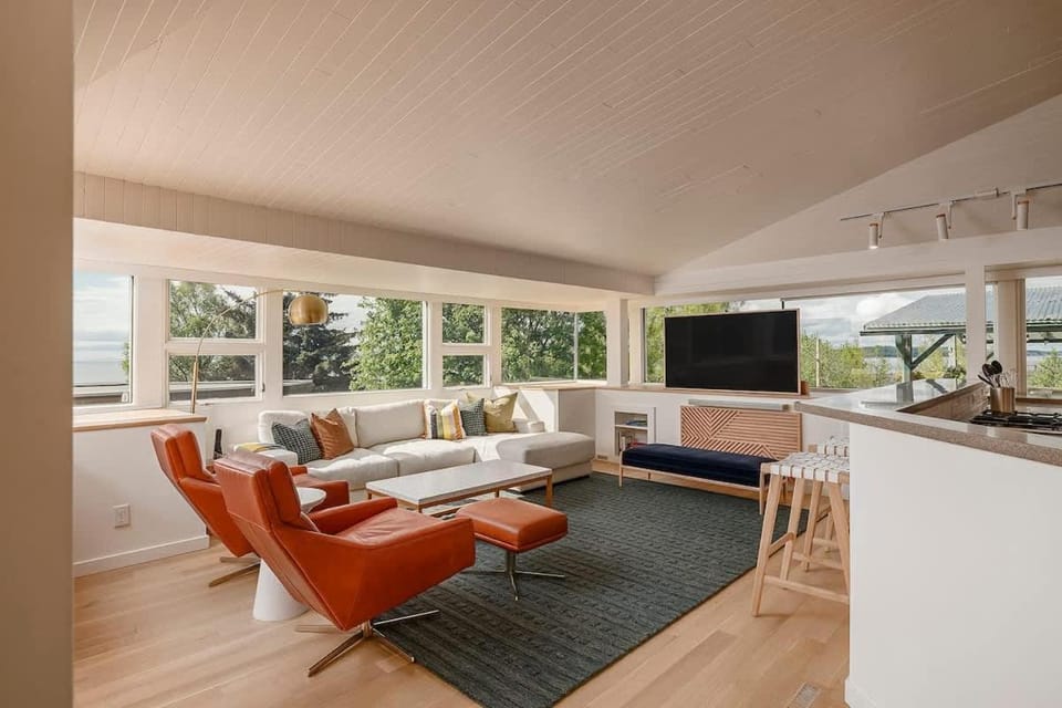 Crows Nest Condo 3BR Downtown Apartment in Anchorage