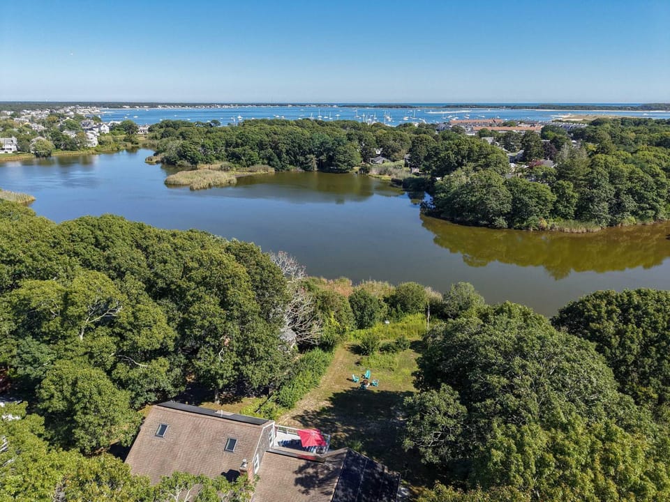 Incredible Family Escape Game Room Waterfront House in Hyannis