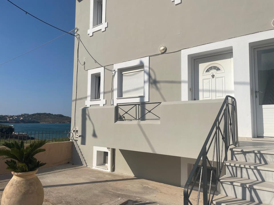 Maria's Beach House Apartment in Decentralized Administration of the Aegean