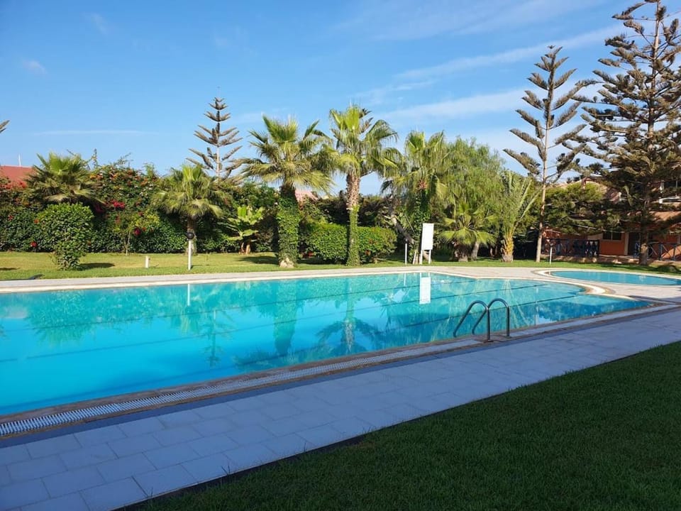 Maison dans espace calme, avec piscine et plage à quelques minutes à pied House in Souss-Massa