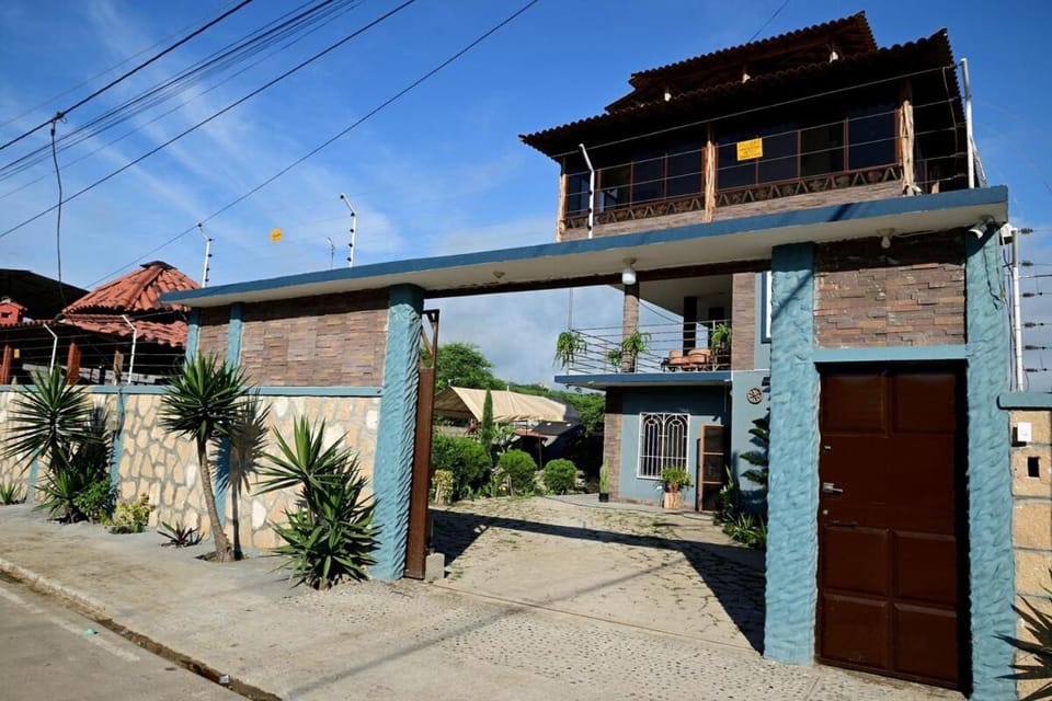 Nelly's House House in Santa Elena Province