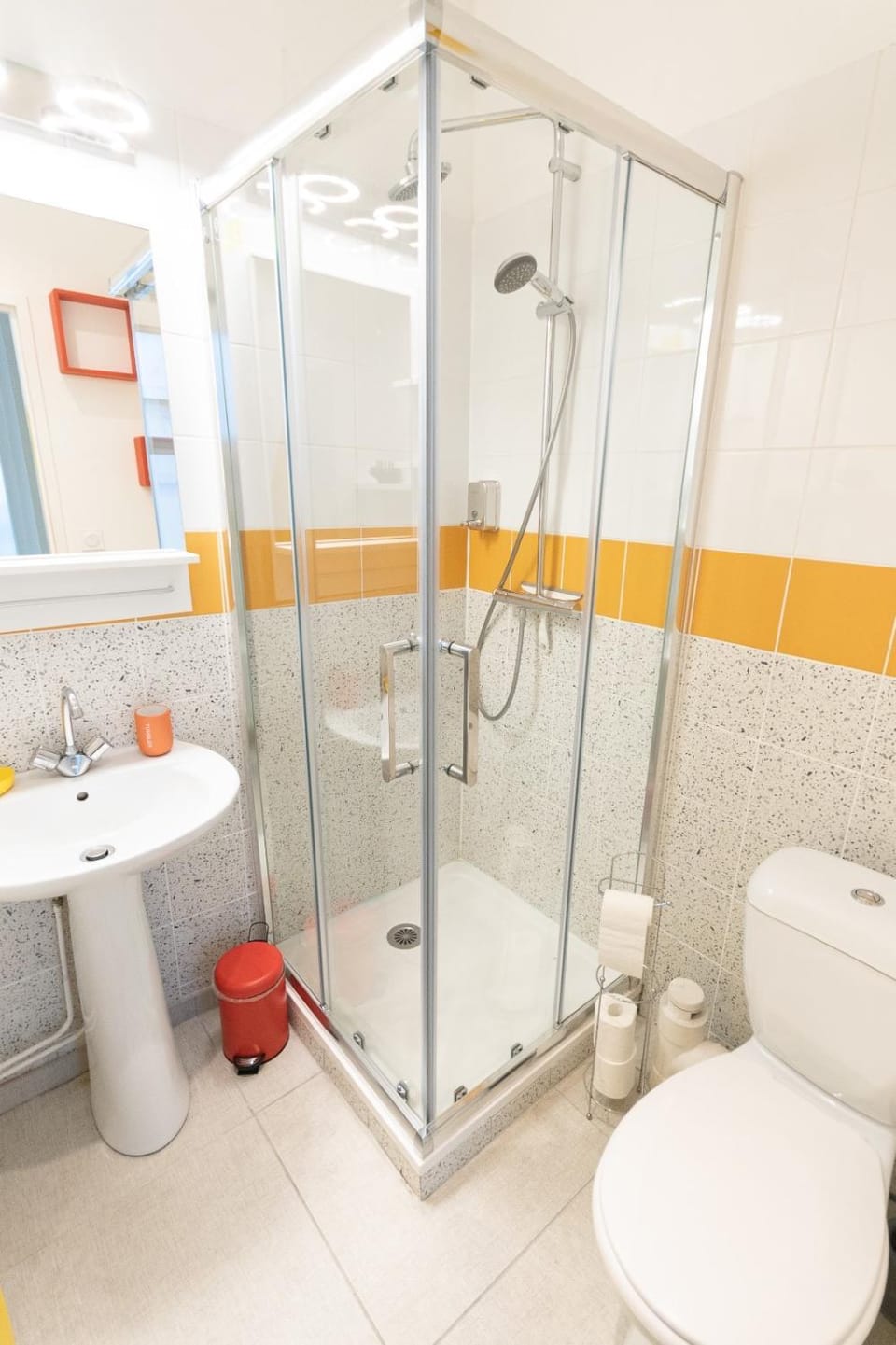 Shower, Toilet, Bathroom