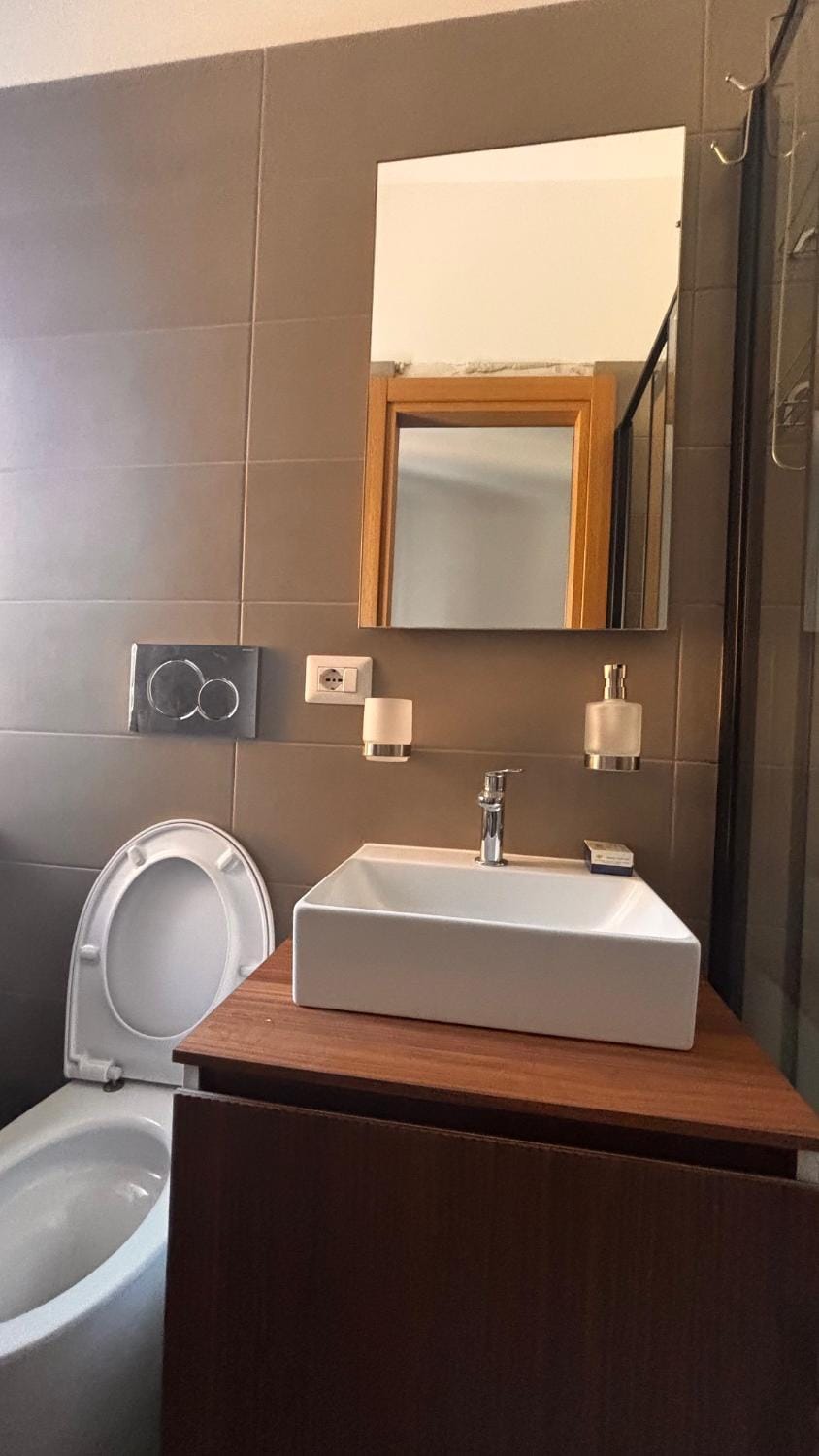 Toilet, Bathroom
