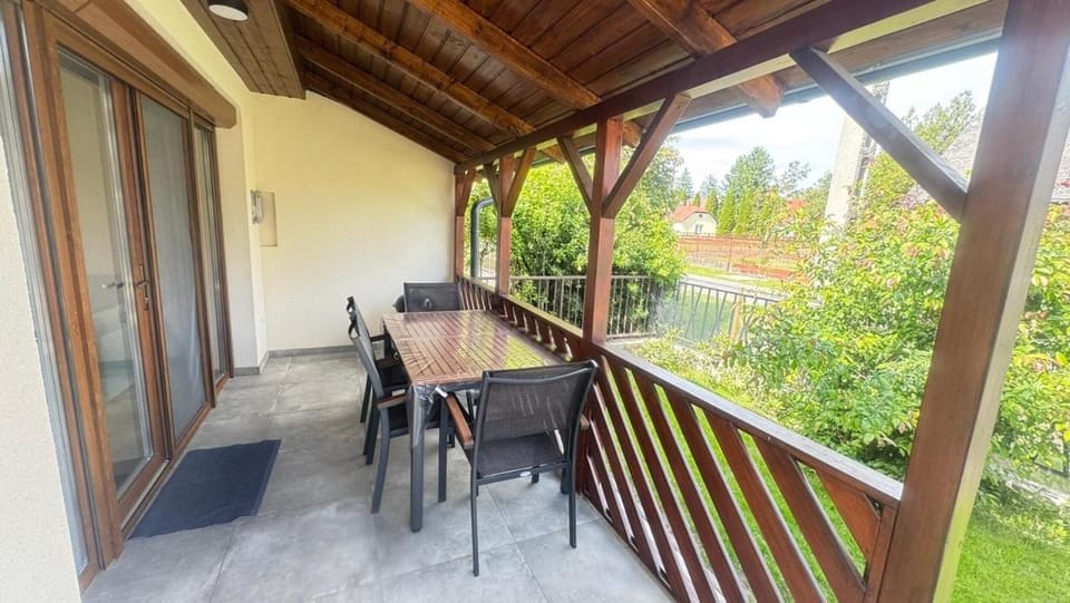ArTeon Nyaraló Balatonfenyves House in Hungary