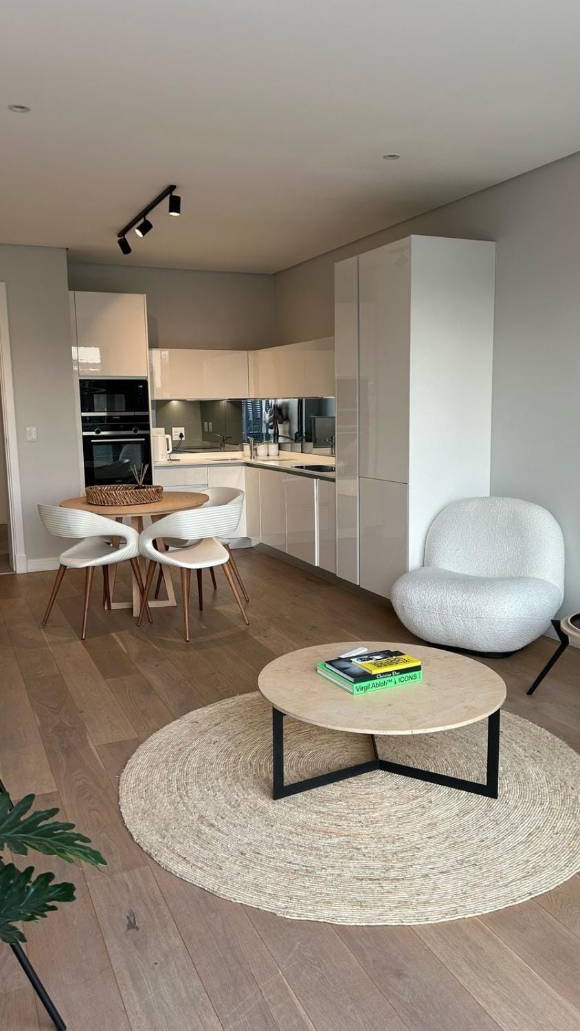 Tree Tops - Modern Day Homes One Bed With A View Apartment in Johannesburg