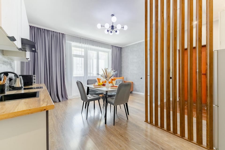 Coffee/tea facilities, Kitchen or kitchenette, Living room, Seating area