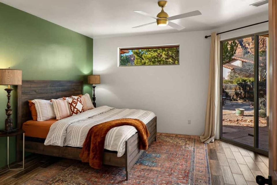 Bed, Bedroom