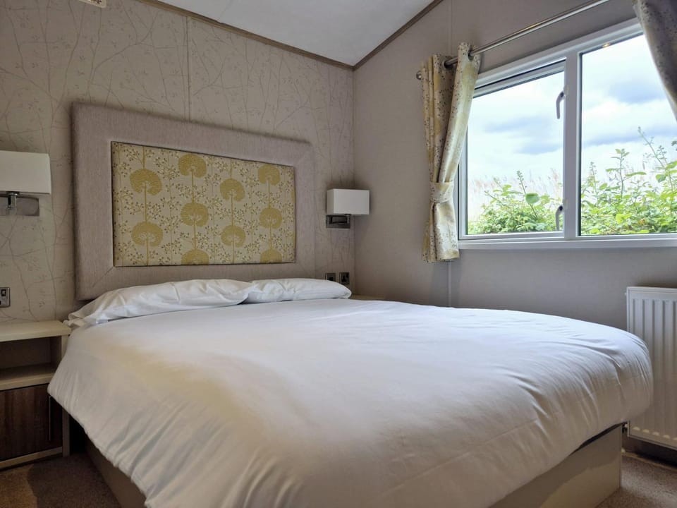 The Helmsley Lodge Villa in Alberta Holiday Park