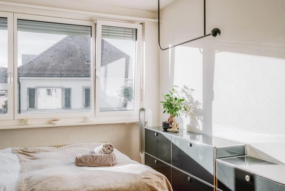 Modern Apartment with balcony in Zurich Center A Hoh - Self Checkin Apartment in Zurich City