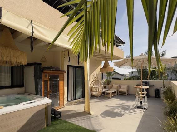 Hot Tub, Balcony/Terrace