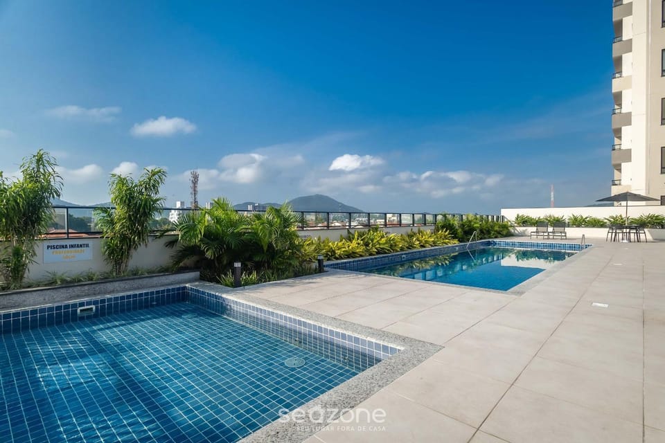 Full stay with pool 400m from Armação Beach - SKL Apartment in Penha
