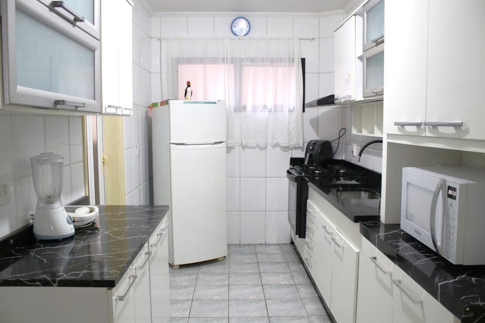 Kitchen or kitchenette, oven, stove
