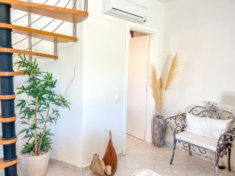 Boho Mare Retreat - Skala Fourkas House in Halkidiki