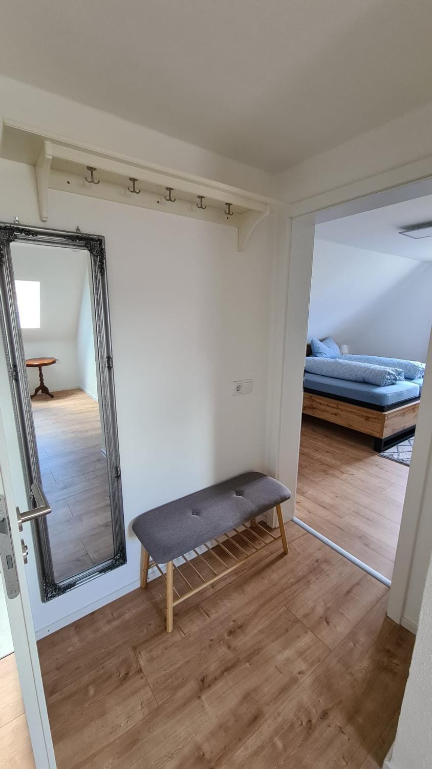 Photo of the whole room, Bedroom