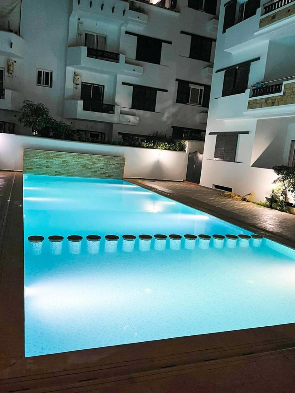 Swimming pool, Swimming pool